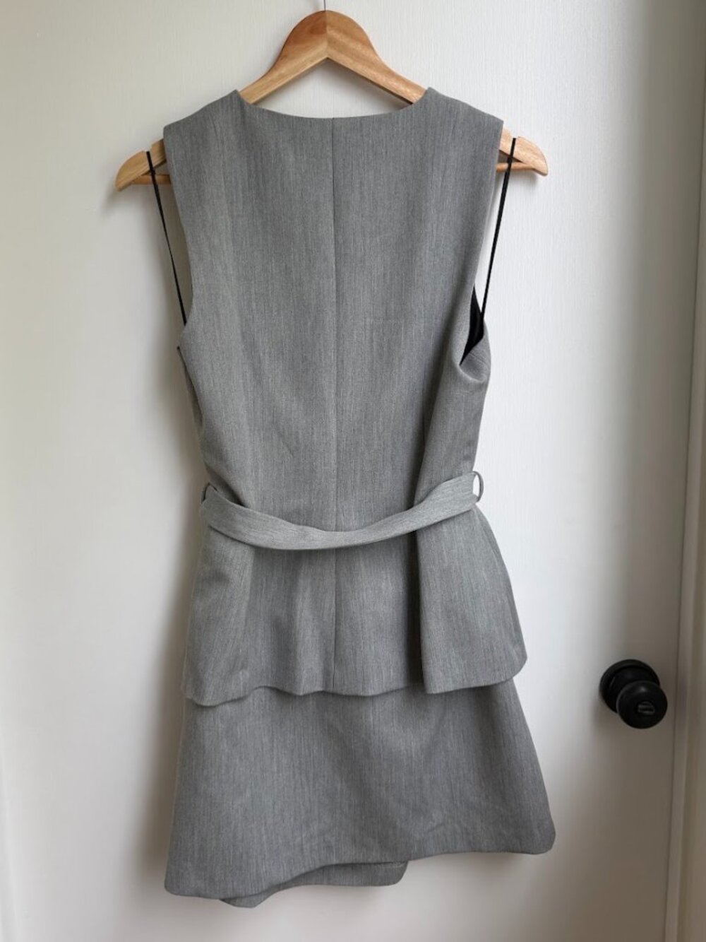 Zara gray belted dress - Picture 3 of 3